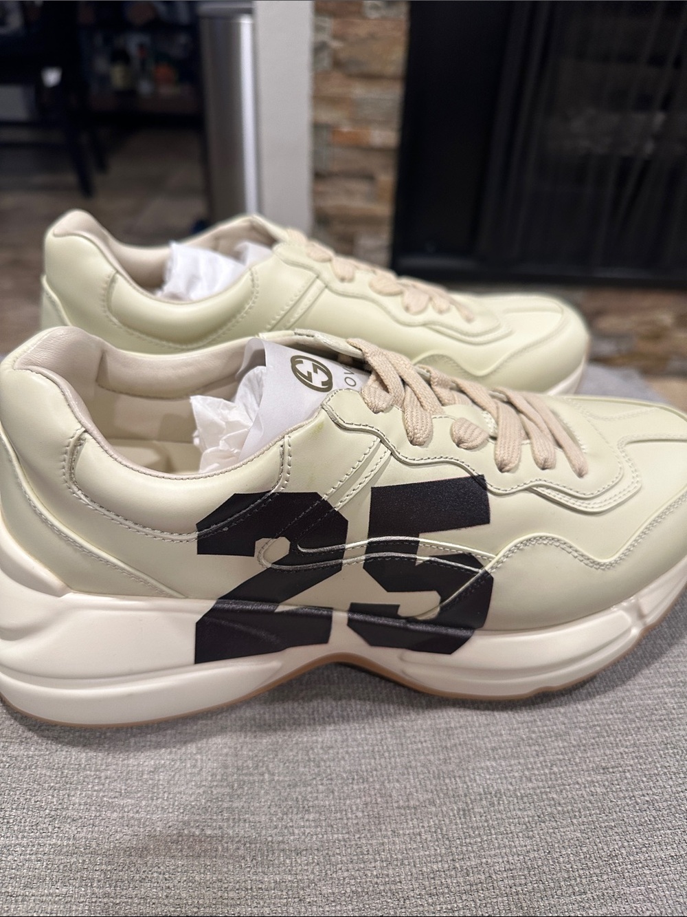 Cream Chunky Sneakers with Black '25' Graphic size 41